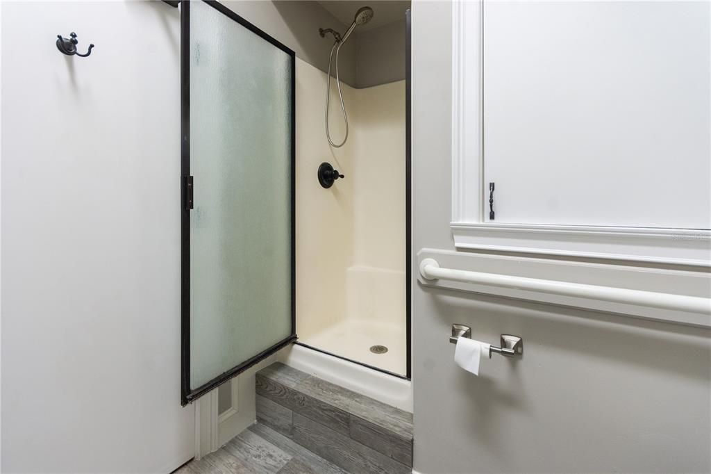 En Venta: $48,627 (0 camas, 0 baños, 1801 Pies cuadrados)