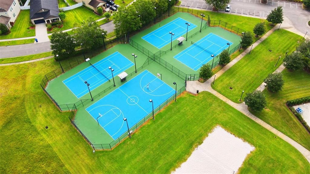 出租: $2,500 (3 贝兹, 2 浴室, 1451 平方英尺)