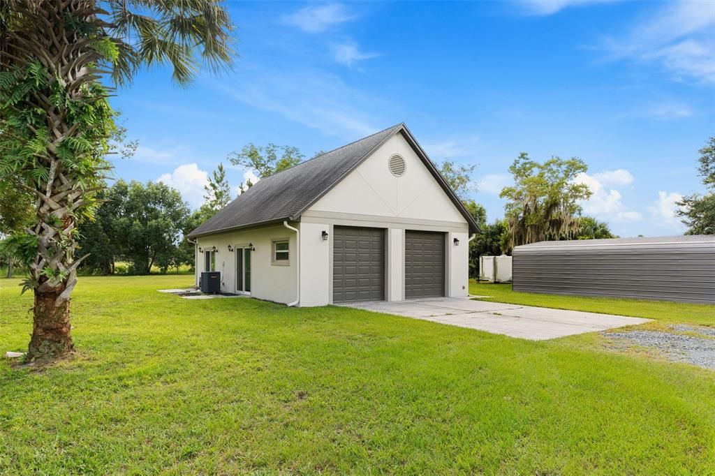 For Sale: $1,725,000 (5 beds, 5 baths, 4121 Square Feet)