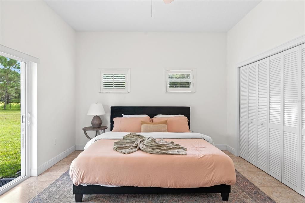 For Sale: $1,725,000 (5 beds, 5 baths, 4121 Square Feet)