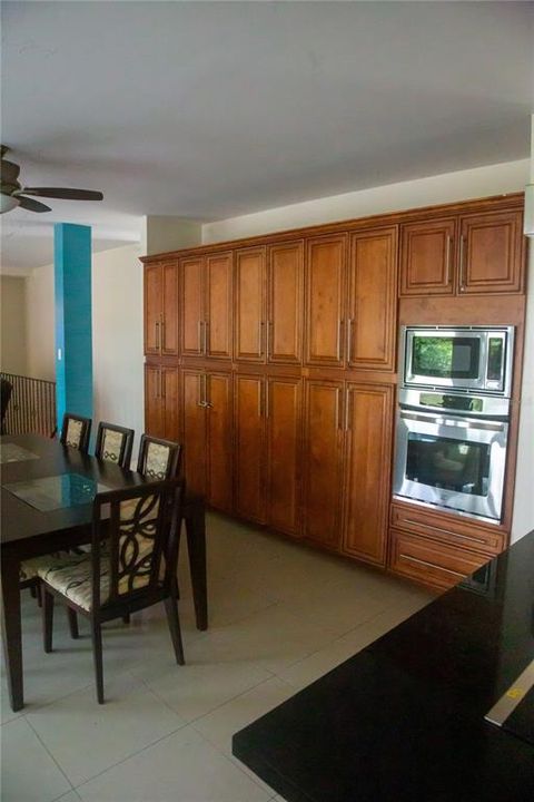 For Sale: $900,000 (5 beds, 4 baths, 3446 Square Feet)