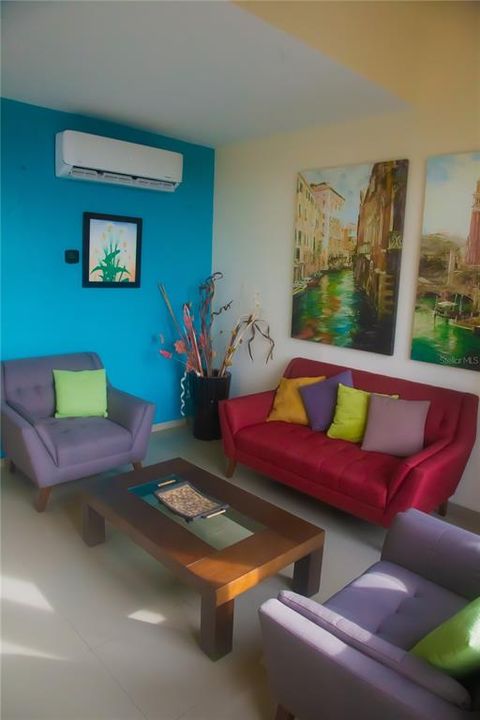 For Sale: $900,000 (5 beds, 4 baths, 3446 Square Feet)