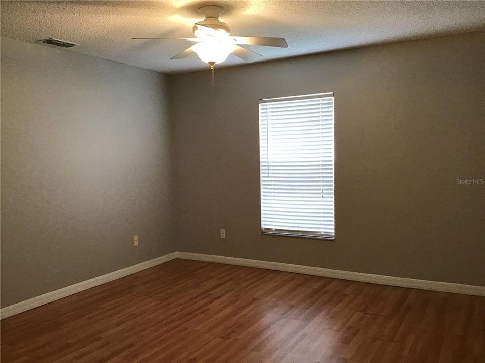 В аренду: $3,050 (6 спален, 4 ванн, 3355 Квадратных фут)