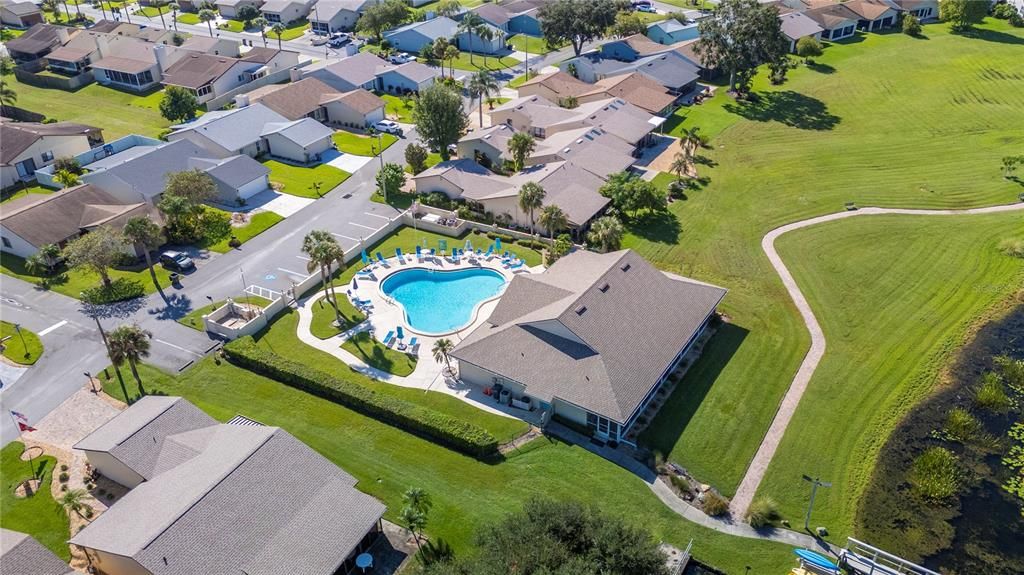 合同活跃: $219,000 (2 贝兹, 2 浴室, 1278 平方英尺)