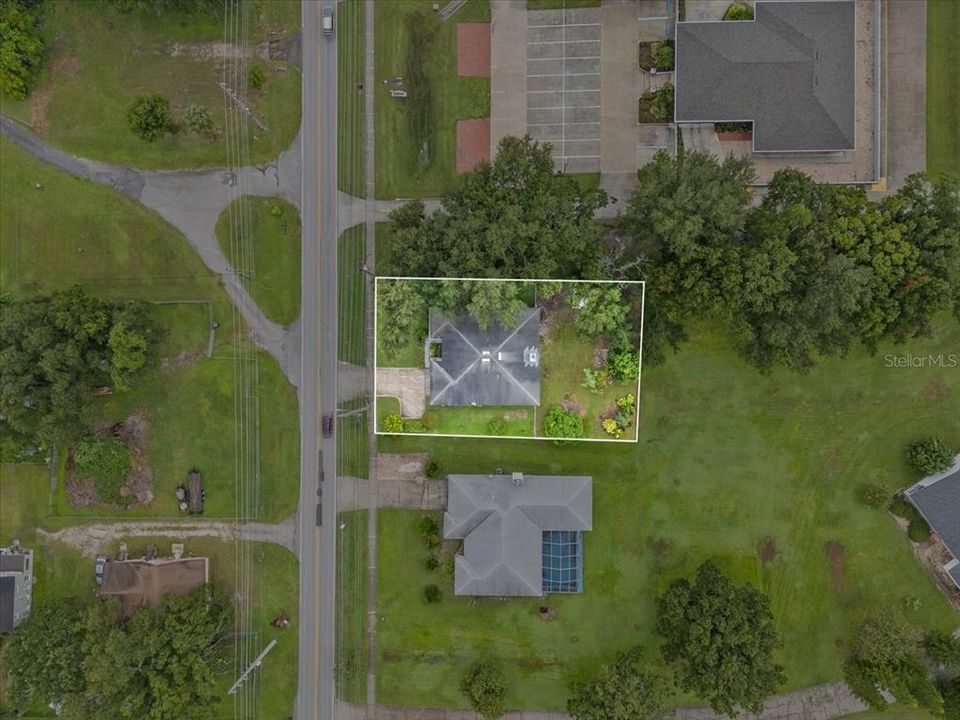 Под контрактом: $299,000 (3 спален, 2 ванн, 1874 Квадратных фут)