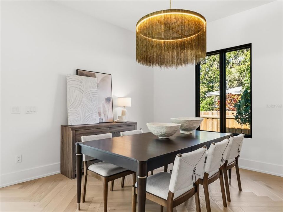 待售: $3,295,000 (5 贝兹, 5 浴室, 3863 平方英尺)