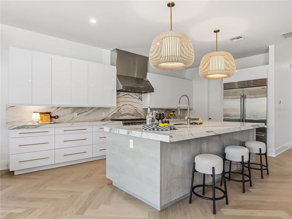 待售: $3,295,000 (5 贝兹, 5 浴室, 3863 平方英尺)