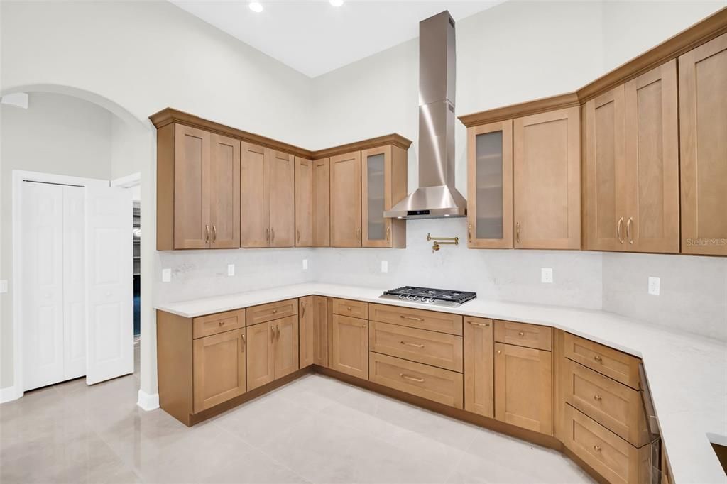 Active With Contract: $725,000 (4 beds, 3 baths, 3038 Square Feet)