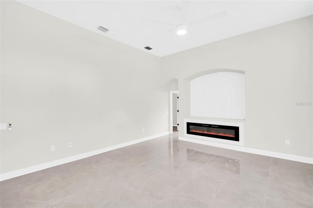 Active With Contract: $725,000 (4 beds, 3 baths, 3038 Square Feet)