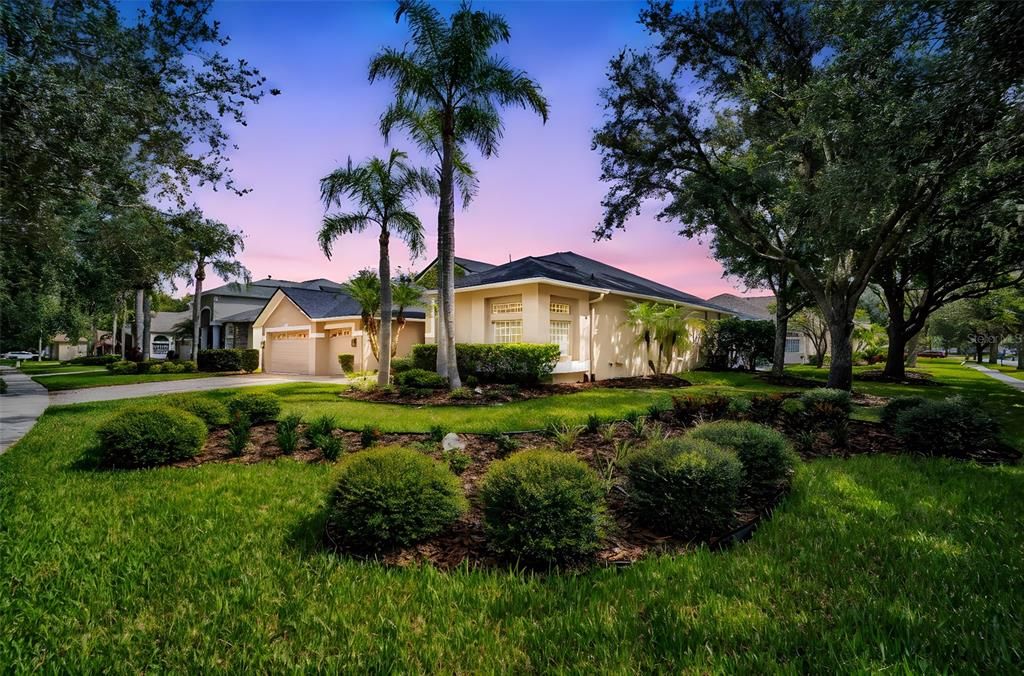 Active With Contract: $725,000 (4 beds, 3 baths, 3038 Square Feet)