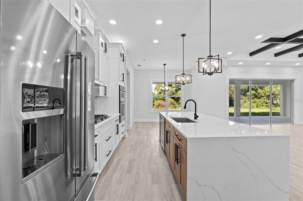 待售: $785,000 (3 贝兹, 3 浴室, 2541 平方英尺)