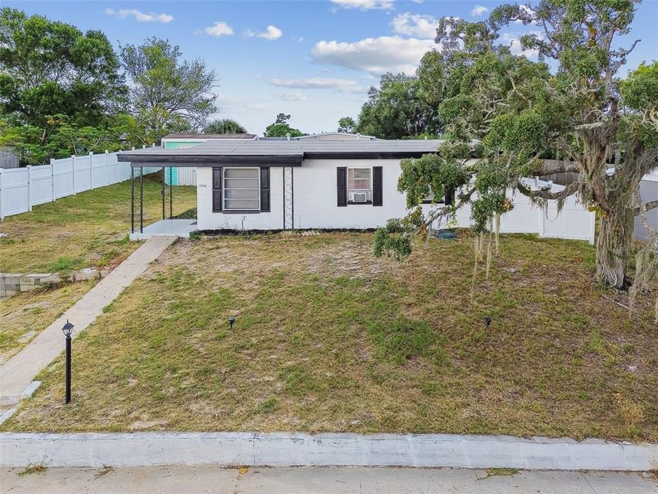 Activo con contrato: $190,000 (2 camas, 1 baños, 766 Pies cuadrados)