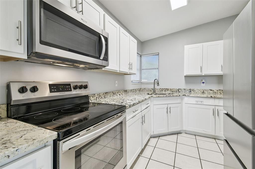 Activo con contrato: $190,000 (2 camas, 1 baños, 766 Pies cuadrados)