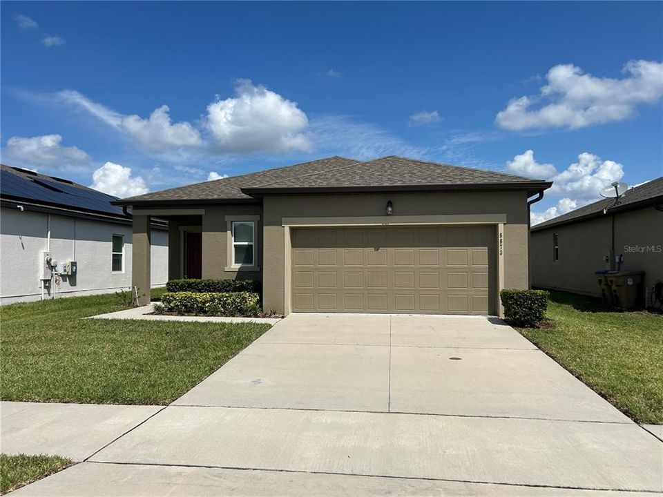 В аренду: $1,895 (3 спален, 2 ванн, 1556 Квадратных фут)