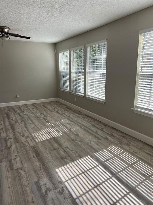 В аренду: $1,750 (2 спален, 2 ванн, 829 Квадратных фут)