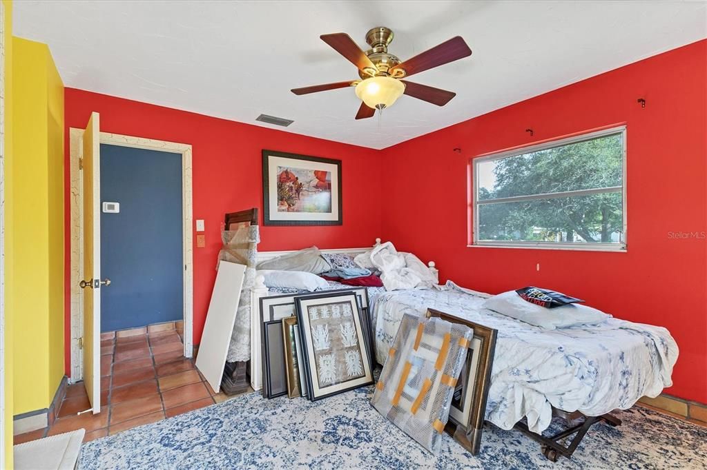 For Sale: $1,050,000 (3 beds, 2 baths, 2096 Square Feet)