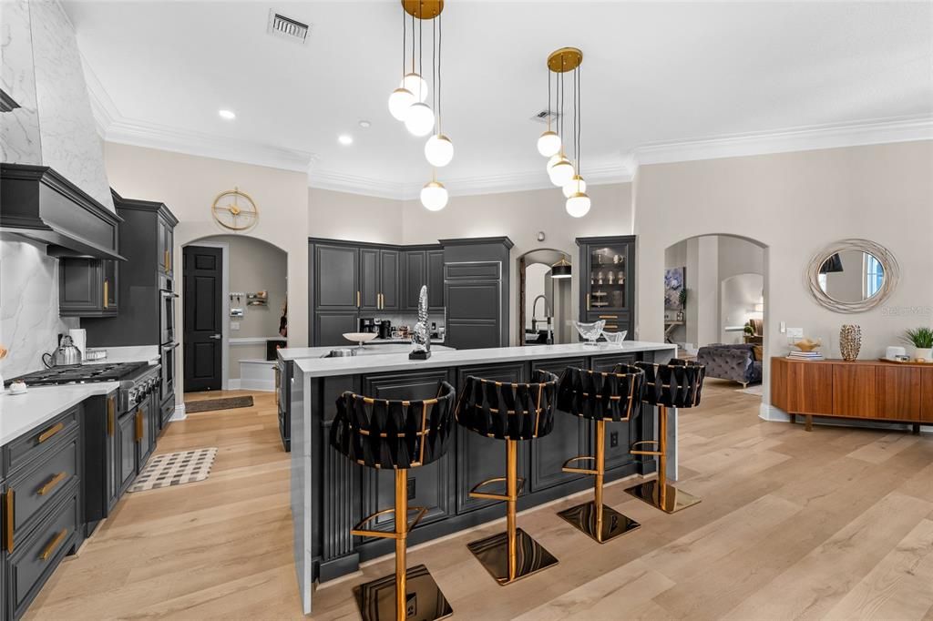 For Sale: $2,290,000 (4 beds, 3 baths, 4440 Square Feet)