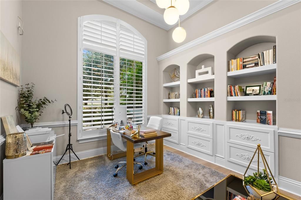 For Sale: $2,290,000 (4 beds, 3 baths, 4440 Square Feet)