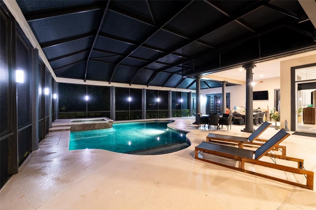 For Sale: $2,290,000 (4 beds, 3 baths, 4440 Square Feet)