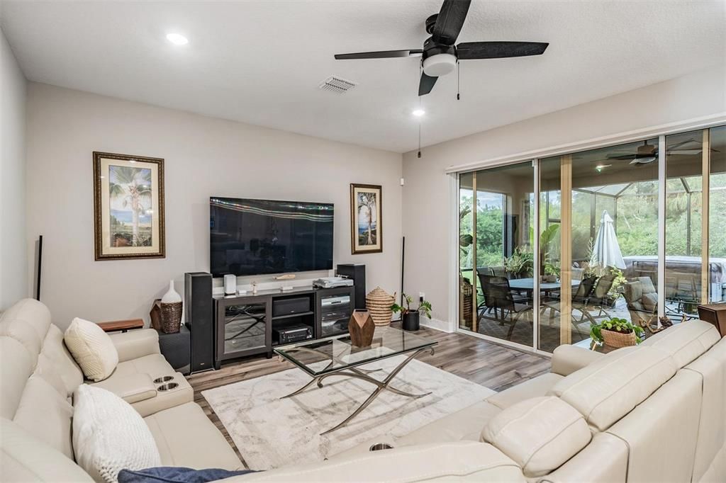 Active With Contract: $749,999 (4 beds, 2 baths, 2162 Square Feet)