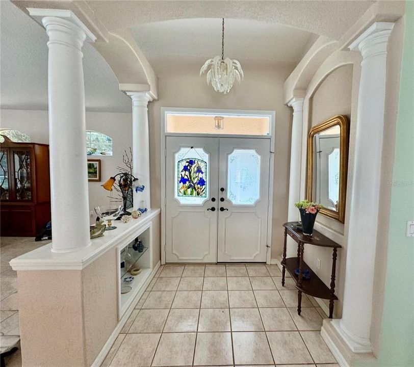 En Venta: $569,000 (3 camas, 2 baños, 1984 Pies cuadrados)