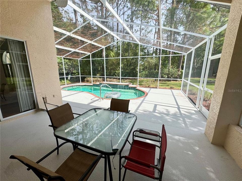 En Venta: $569,000 (3 camas, 2 baños, 1984 Pies cuadrados)