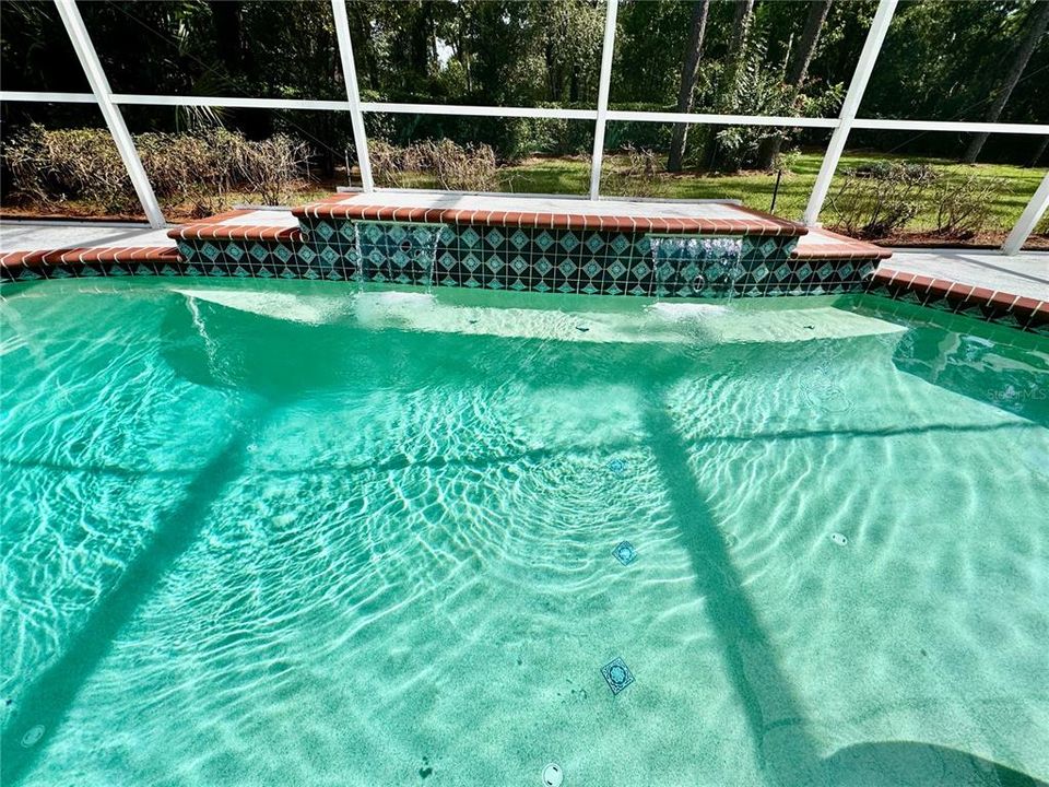 En Venta: $569,000 (3 camas, 2 baños, 1984 Pies cuadrados)