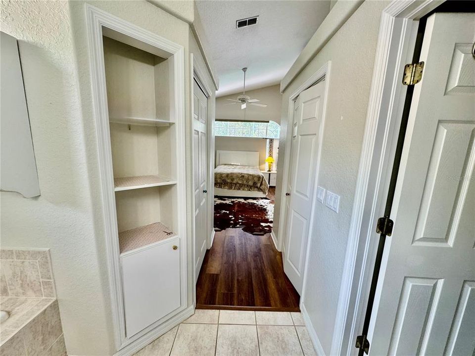 En Venta: $569,000 (3 camas, 2 baños, 1984 Pies cuadrados)