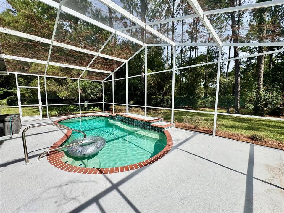 En Venta: $569,000 (3 camas, 2 baños, 1984 Pies cuadrados)