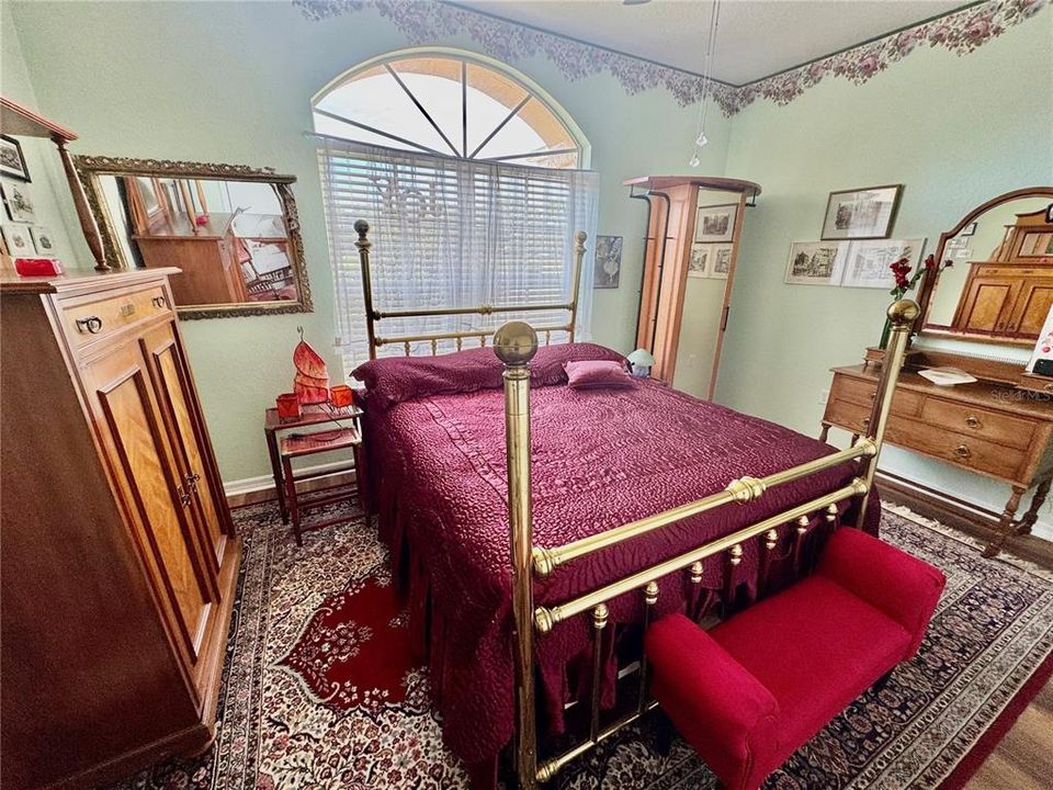 En Venta: $569,000 (3 camas, 2 baños, 1984 Pies cuadrados)