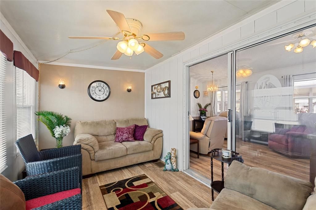 En Venta: $169,900 (2 camas, 2 baños, 480 Pies cuadrados)