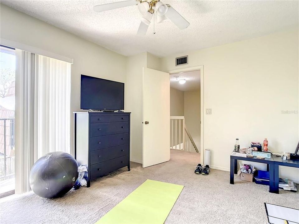 For Sale: $239,000 (2 beds, 2 baths, 1285 Square Feet)