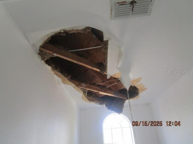 Activo con contrato: $550,000 (5 camas, 4 baños, 3376 Pies cuadrados)