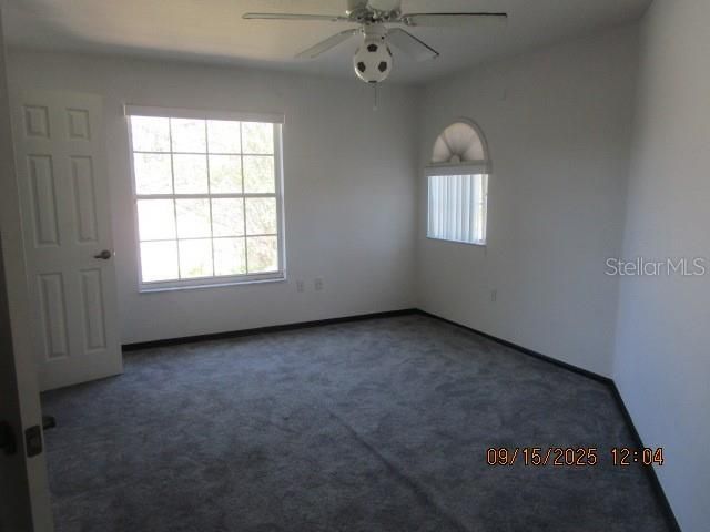 Activo con contrato: $550,000 (5 camas, 4 baños, 3376 Pies cuadrados)