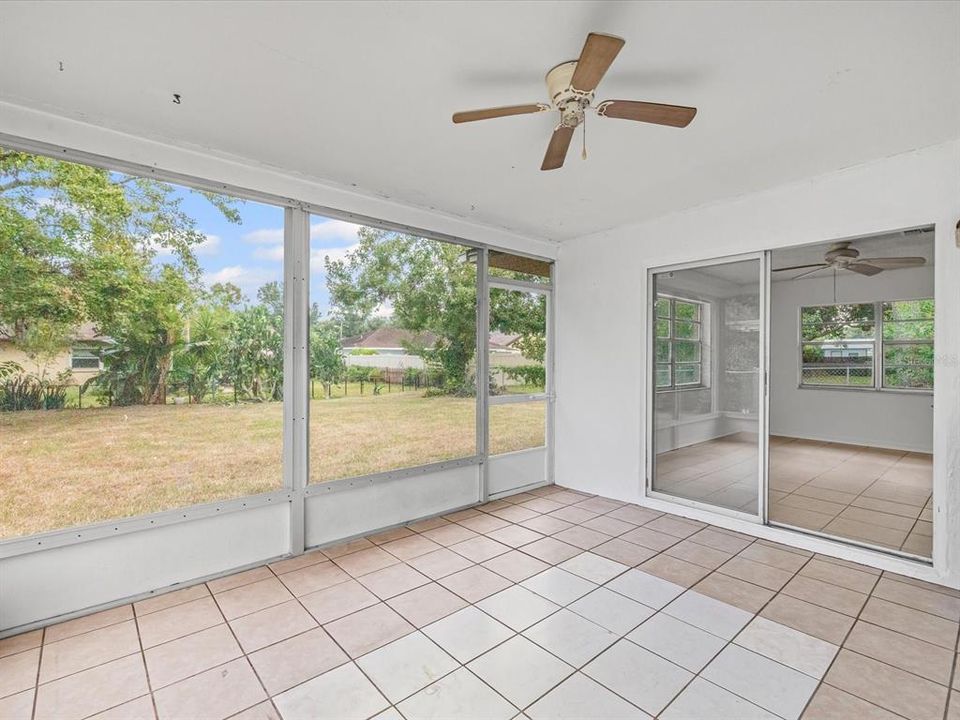 Под контрактом: $229,500 (2 спален, 2 ванн, 1239 Квадратных фут)