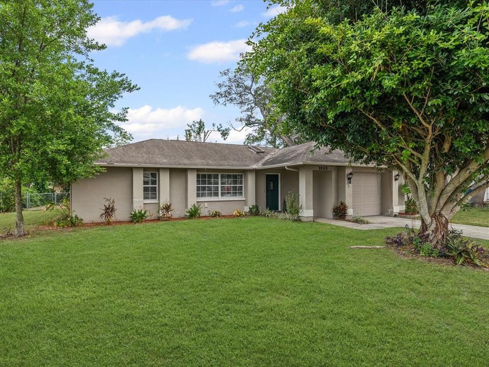 Под контрактом: $229,500 (2 спален, 2 ванн, 1239 Квадратных фут)