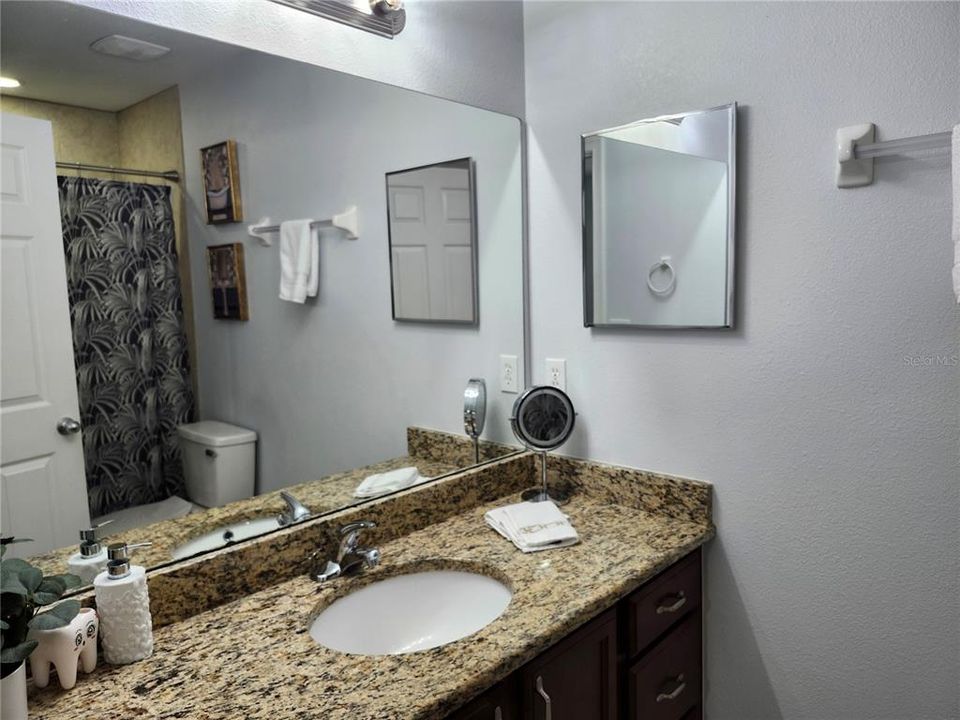 For Sale: $289,900 (3 beds, 2 baths, 1428 Square Feet)