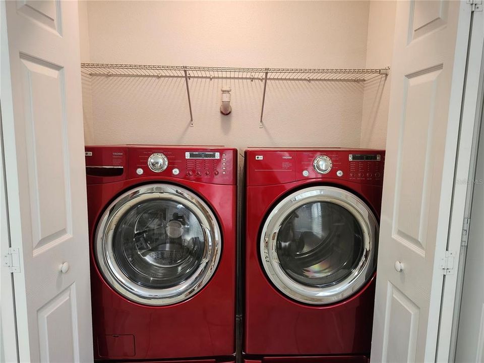 For Sale: $289,900 (3 beds, 2 baths, 1428 Square Feet)