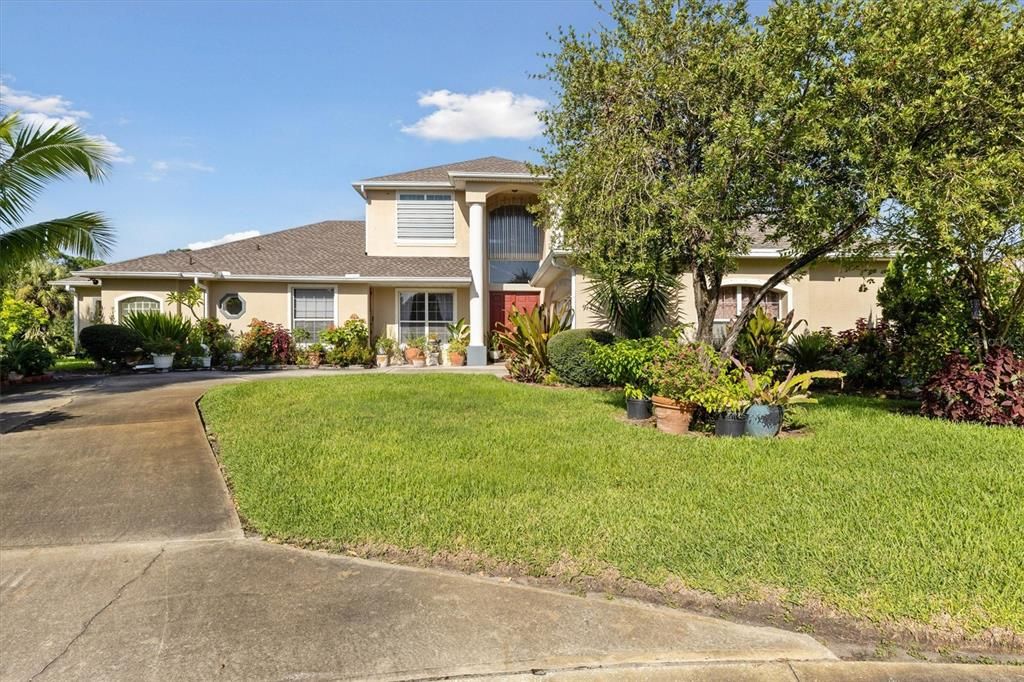 For Sale: $474,999 (3 beds, 3 baths, 2335 Square Feet)