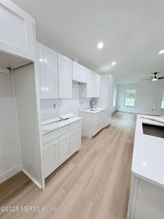 待售: $287,500 (3 贝兹, 2 浴室, 1502 平方英尺)