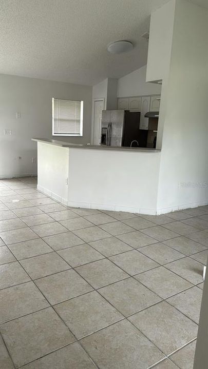 For Sale: $275,000 (3 beds, 2 baths, 1224 Square Feet)