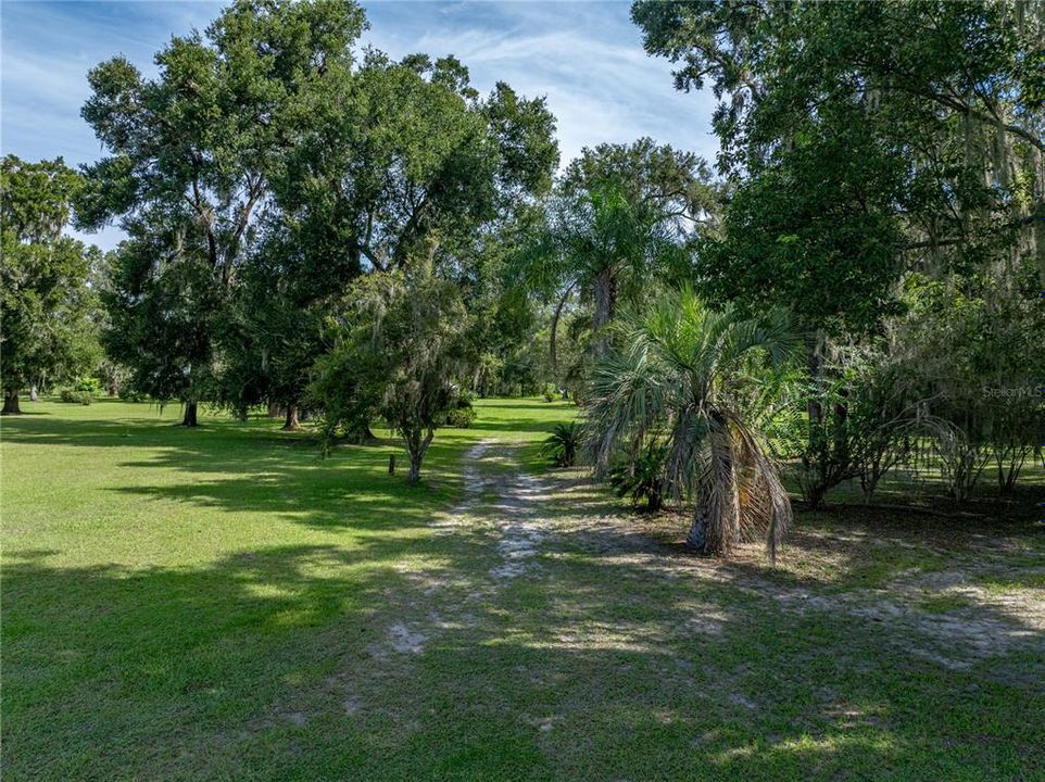 待售: $849,900 (3 贝兹, 2 浴室, 2011 平方英尺)