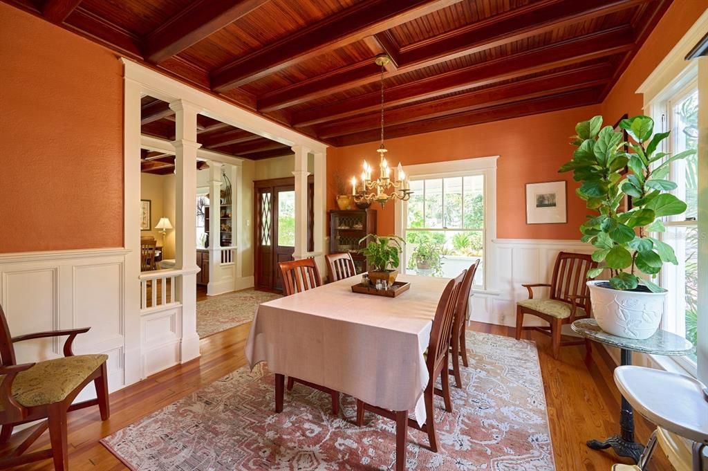 For Sale: $599,000 (4 beds, 2 baths, 1872 Square Feet)