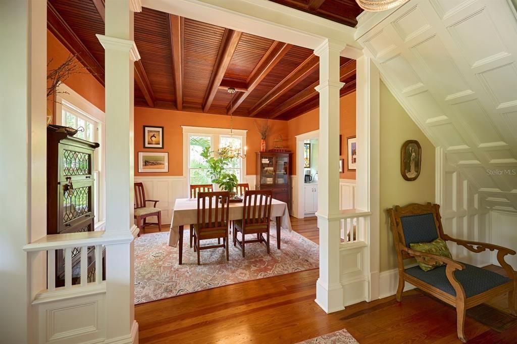 For Sale: $599,000 (4 beds, 2 baths, 1872 Square Feet)