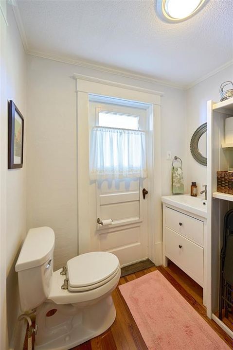 For Sale: $599,000 (4 beds, 2 baths, 1872 Square Feet)