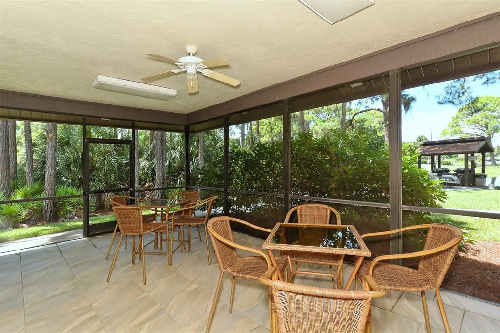 Active With Contract: $289,000 (2 beds, 2 baths, 1353 Square Feet)