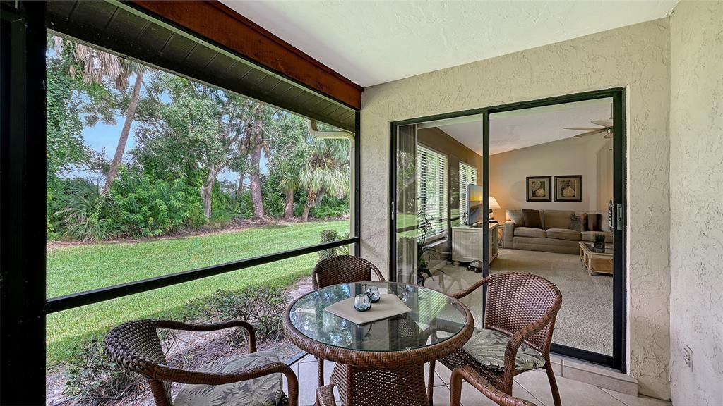 Active With Contract: $289,000 (2 beds, 2 baths, 1353 Square Feet)