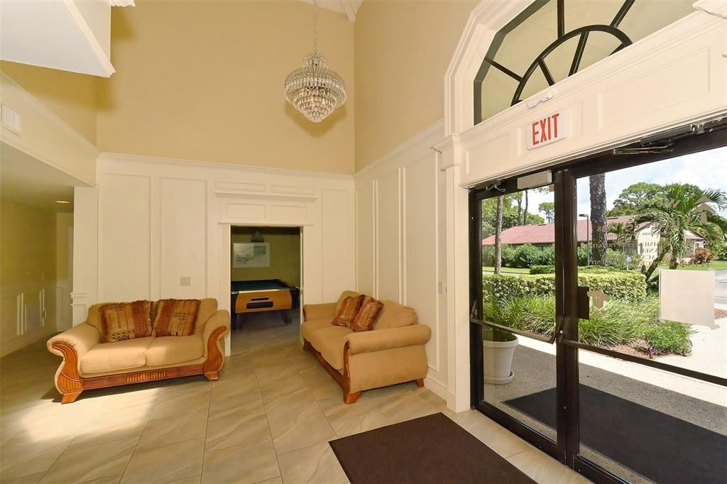 Active With Contract: $289,000 (2 beds, 2 baths, 1353 Square Feet)