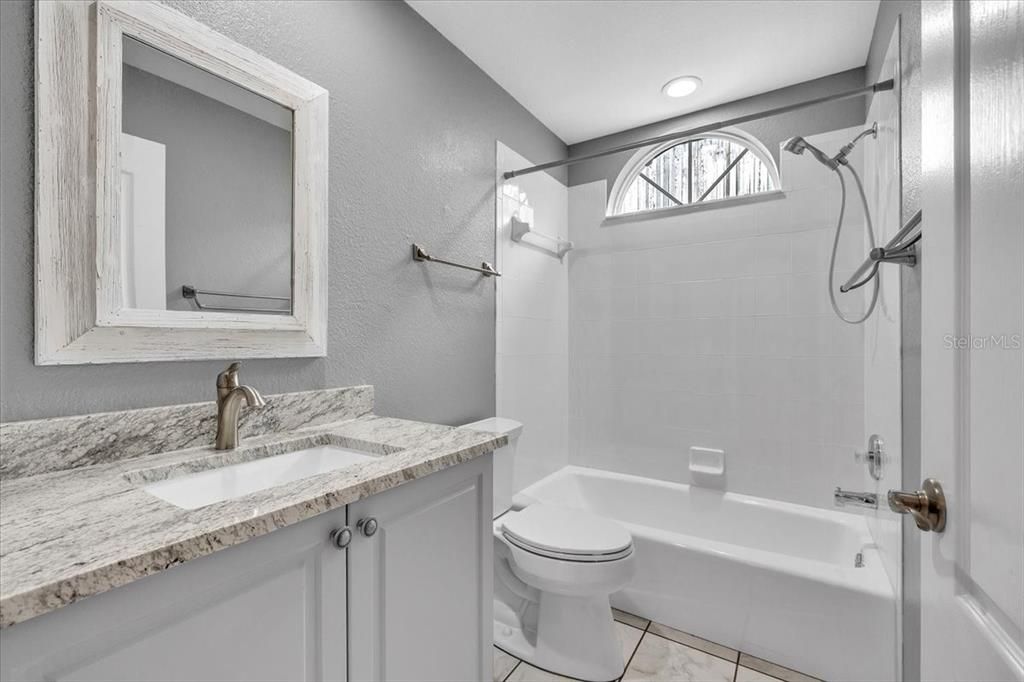 For Sale: $1,000,000 (3 beds, 2 baths, 2603 Square Feet)