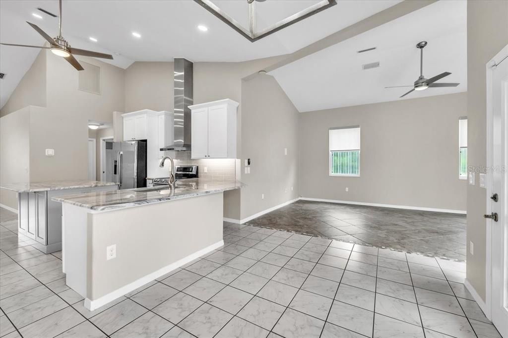 For Sale: $1,000,000 (3 beds, 2 baths, 2603 Square Feet)